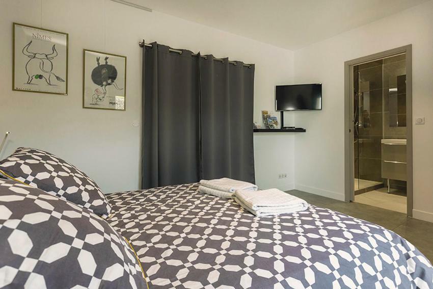 Les Aromatiques - Terrasse & Parking Prive A Villeneuve Les Avignon - Proche Golf Academy Buitenkant foto